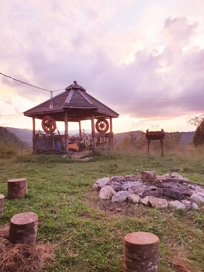 Log Cabin Uvac Nova Varoš 外观 照片